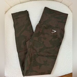 Gymshark Camo Seamless Leggings - Green and Brown in Size Small
